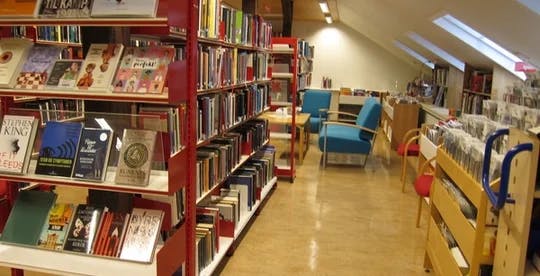 Biblioteket på Åna